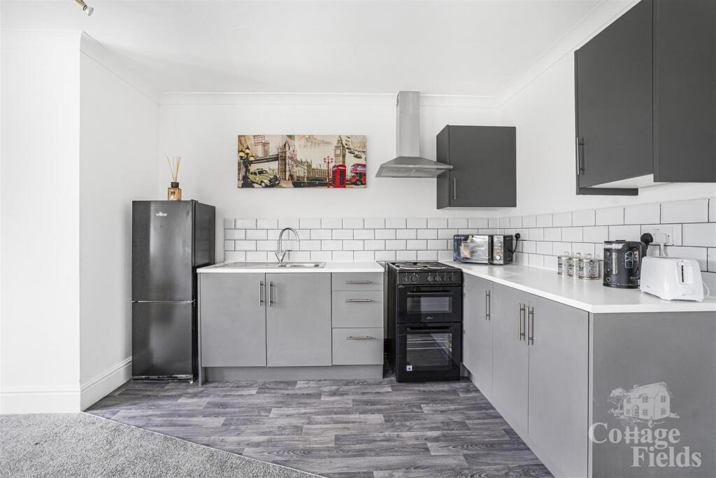 Annexe Kitchen/ Living Room