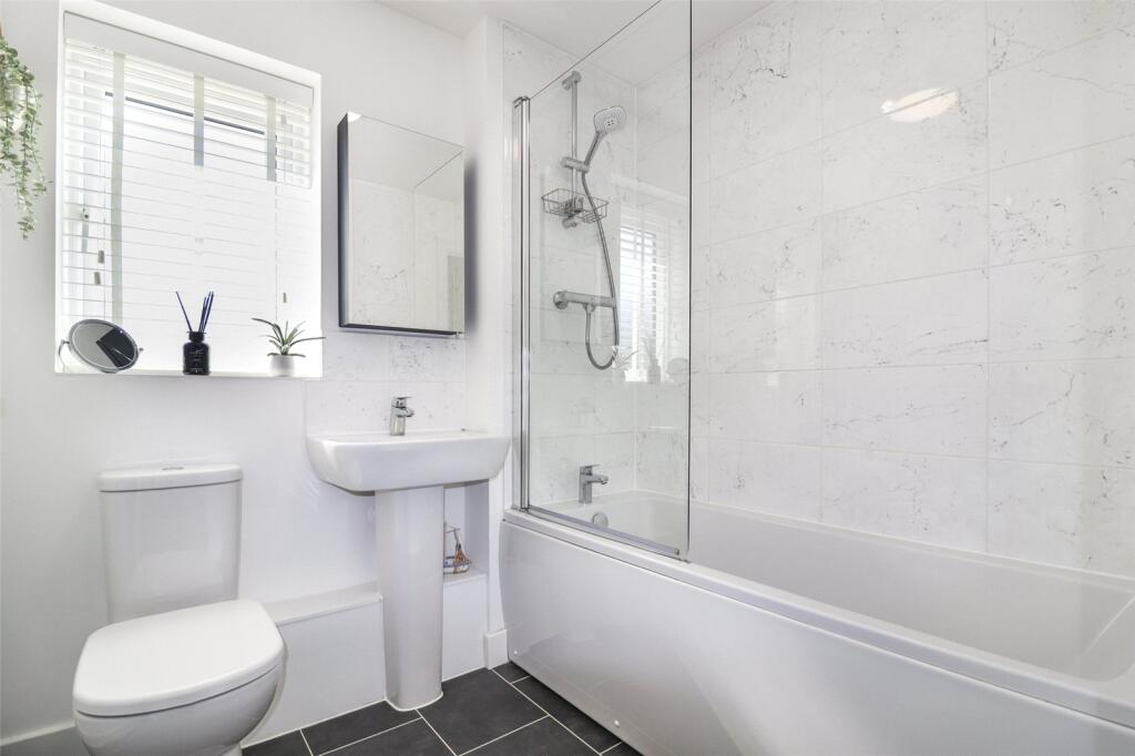 Main Bathroom