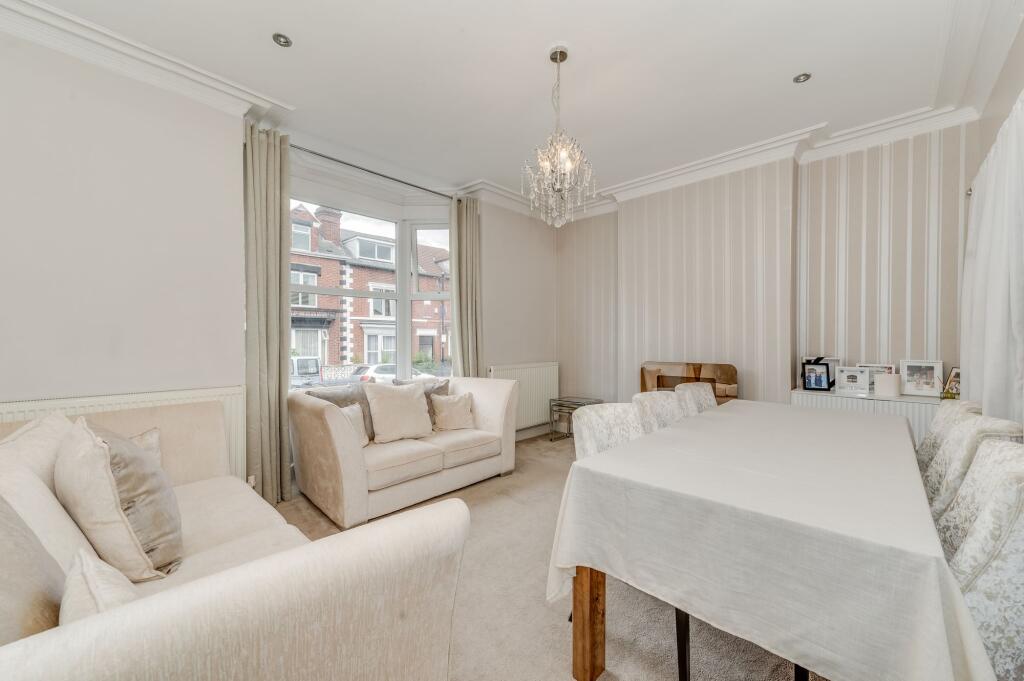 LIVING ROOM, KITCHEN AND DINING ROOMS