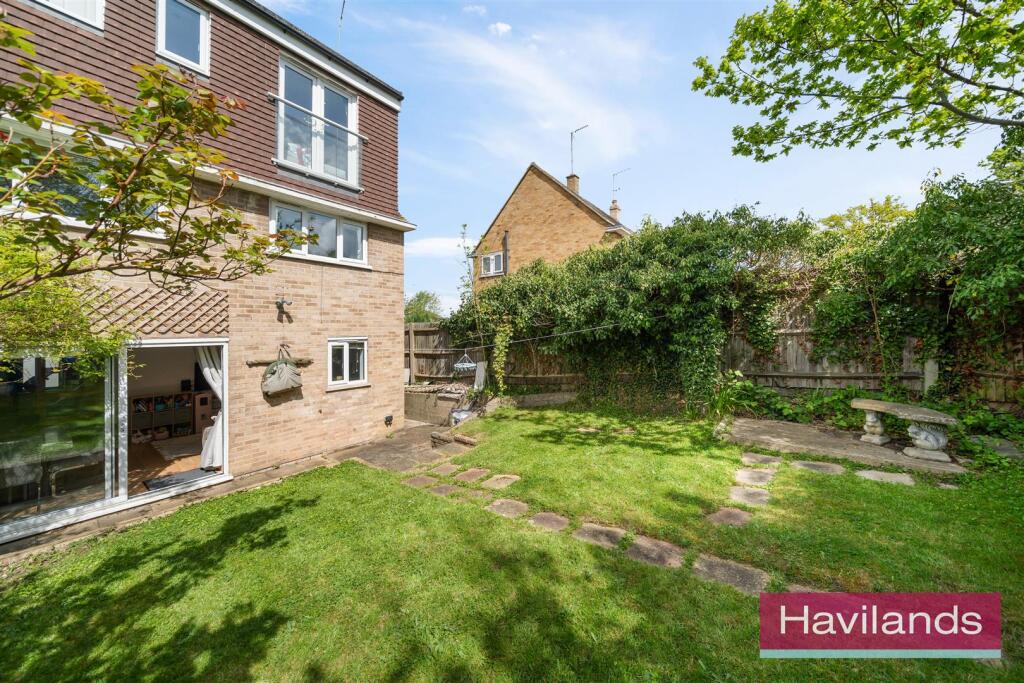 Lindal Cresent-20.jpg