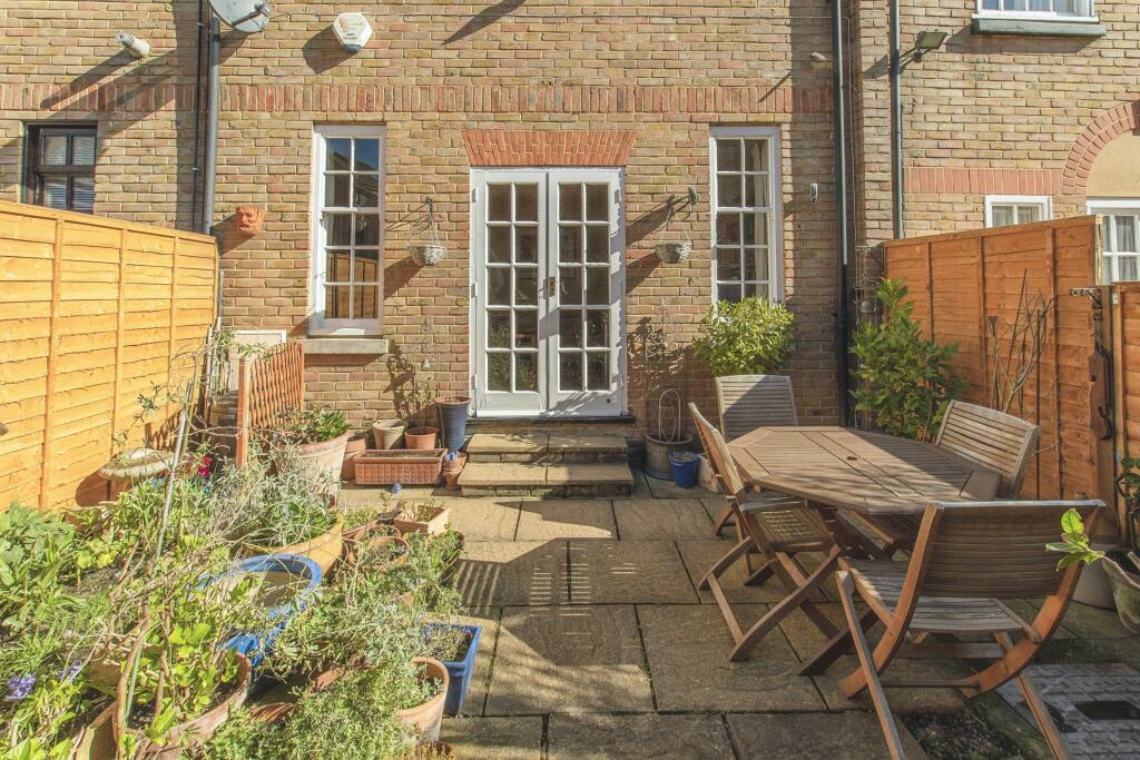 Courtyard Garden