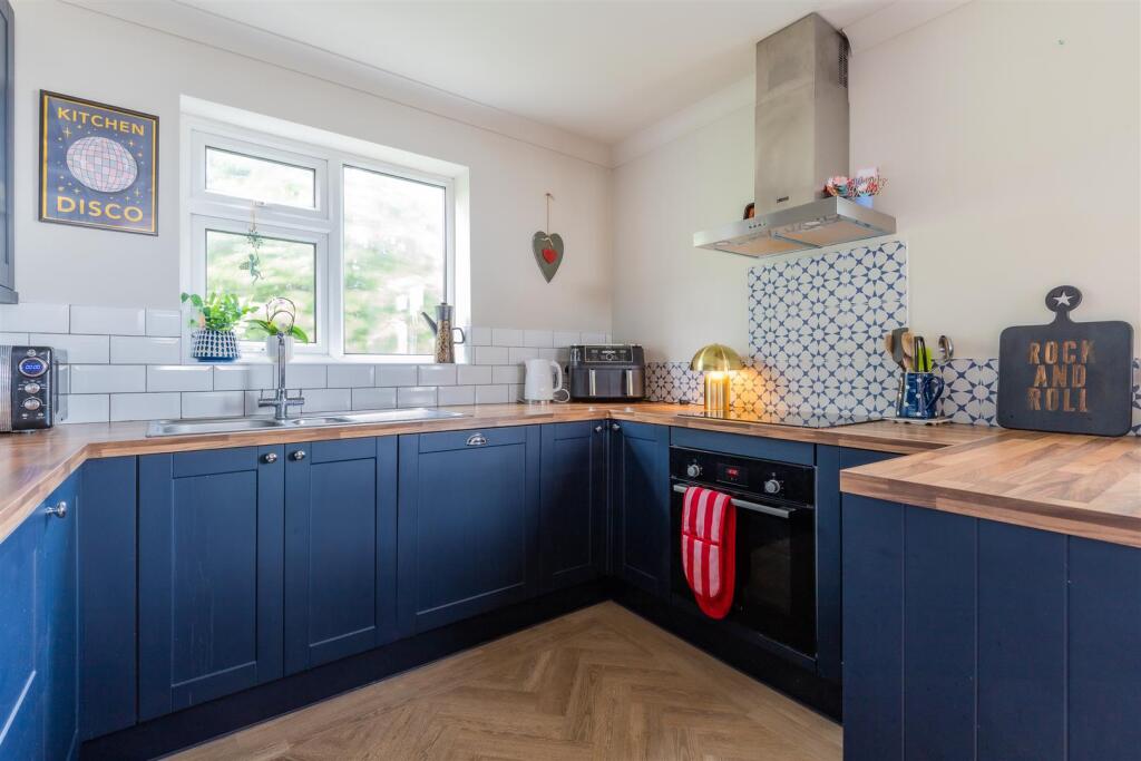 St Patricks Court 12-27.jpg