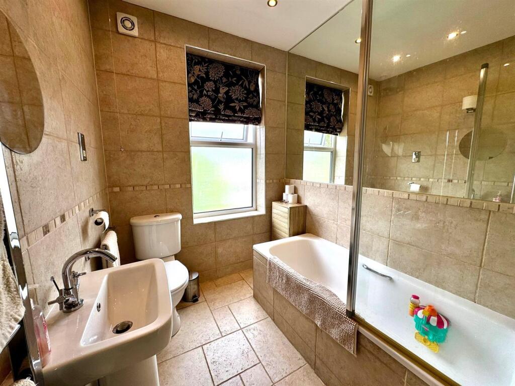 WhatsApp Image 2025-06-12 at 12.05.06.jpeg