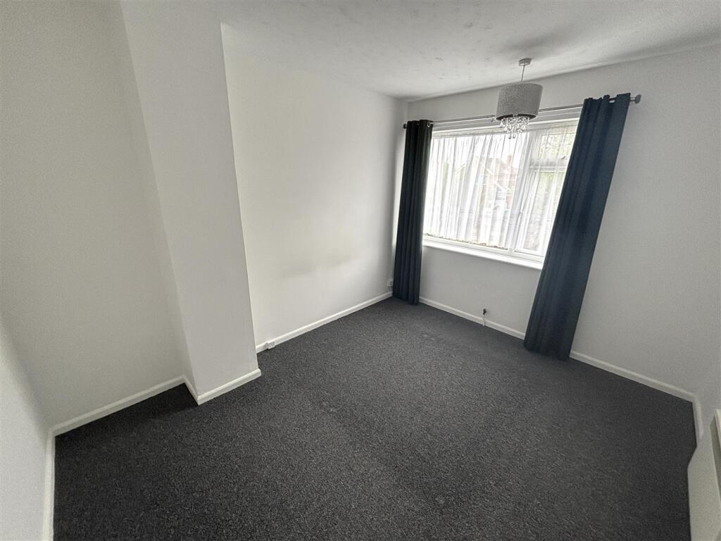 bedroom.jpg