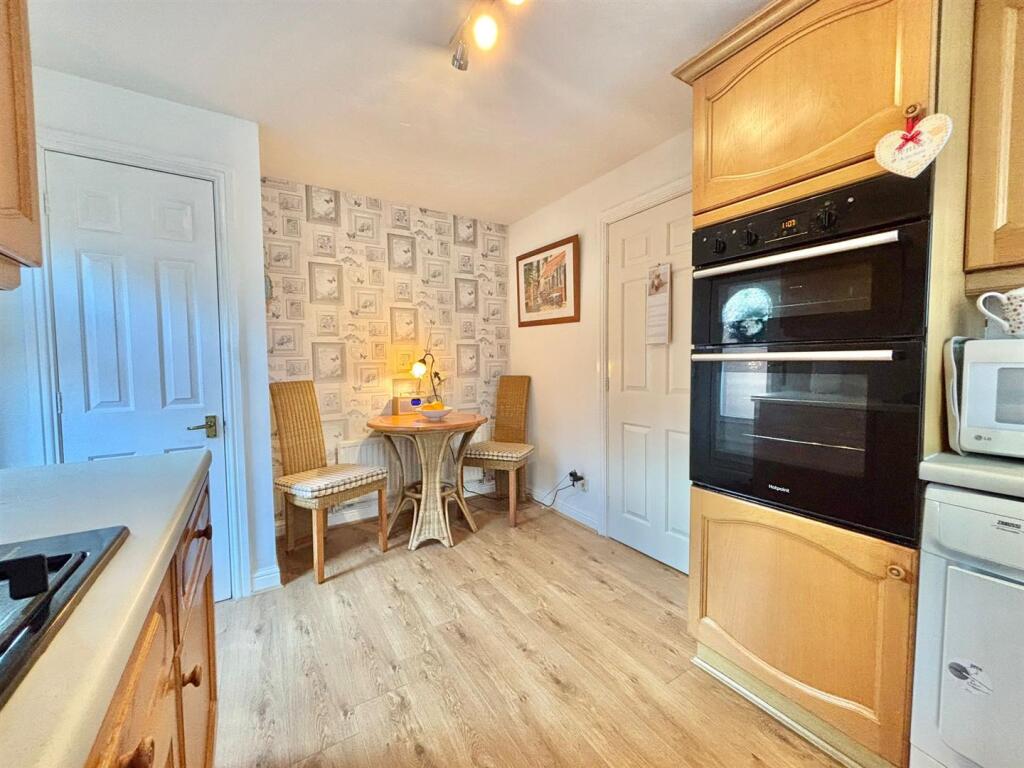 Breakfast Kitchen