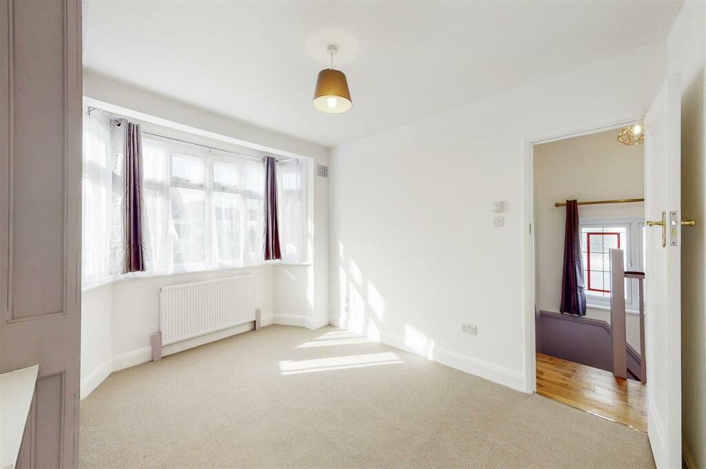 Bedroom 3.jpg