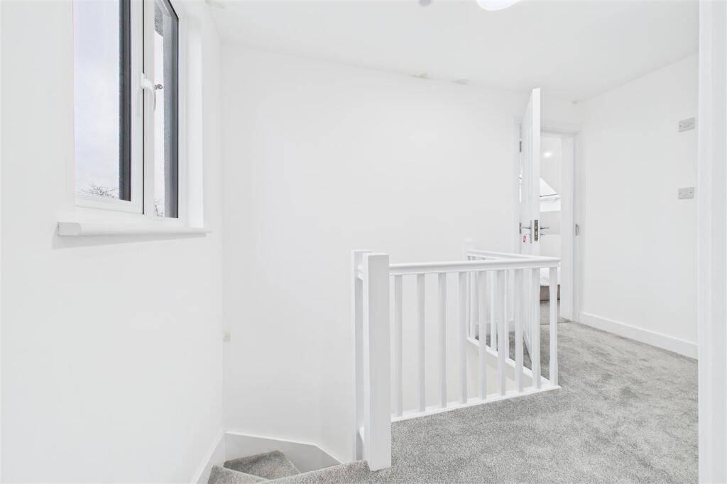 116 Mount Hill Road, Hanham, Bristol BS15 8QR | Fr