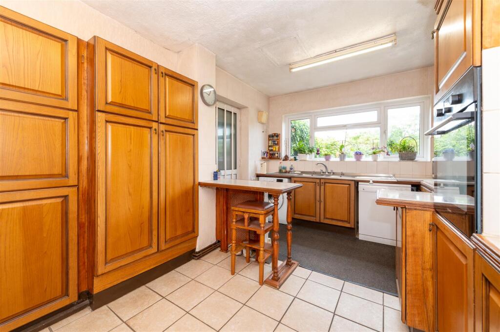 43 Franche Road internals-12.JPG