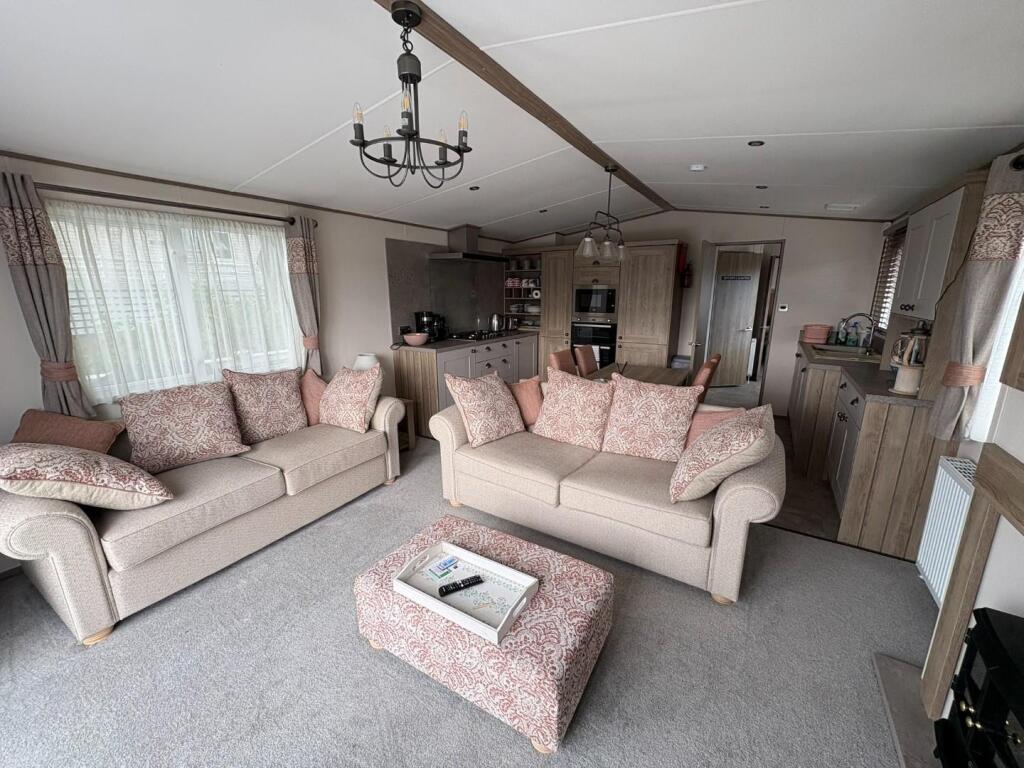 Open Plan Living_Kitchen Area.JPEG