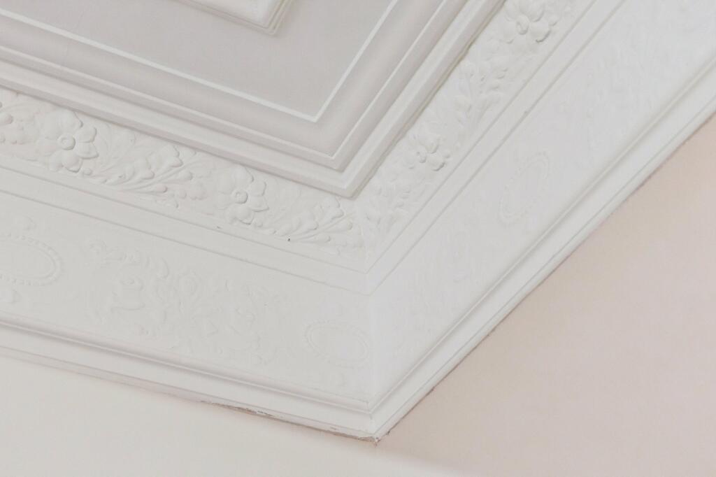 Cornice