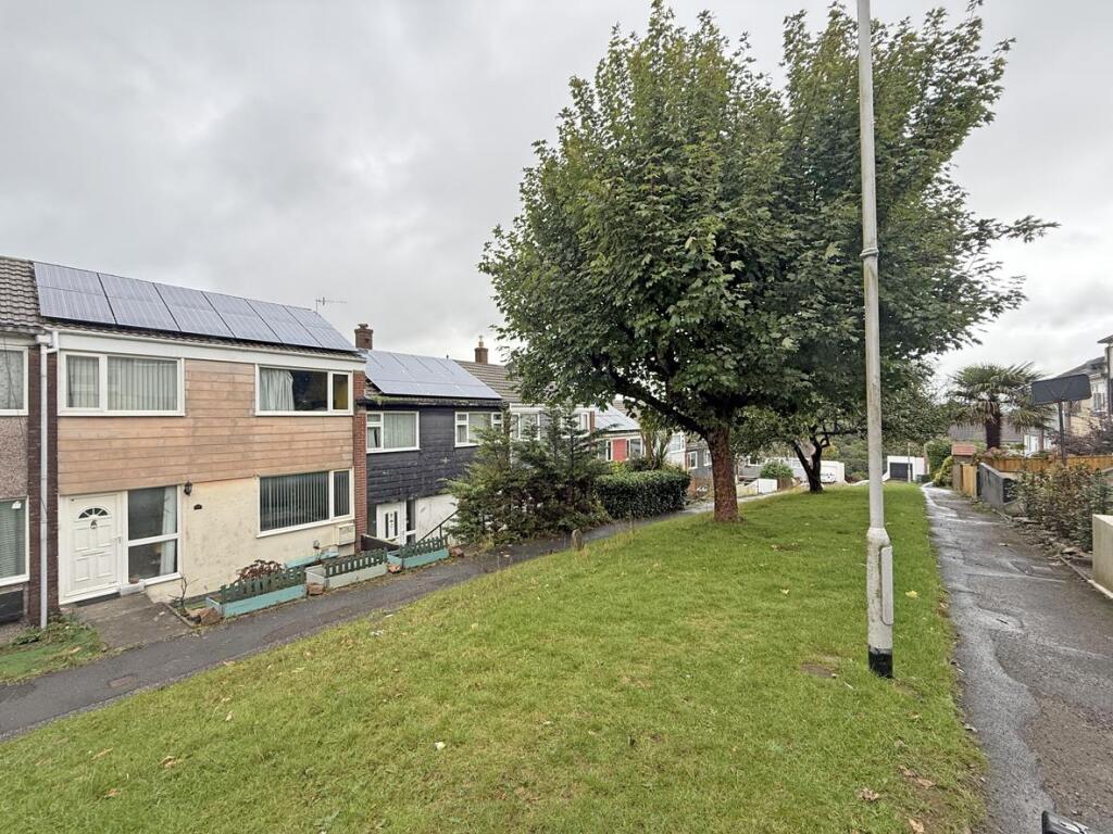 Cockington Walk 14 - Front Outlook.jpg