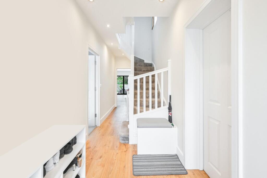 TATTENHAM GROVE (11).jpg