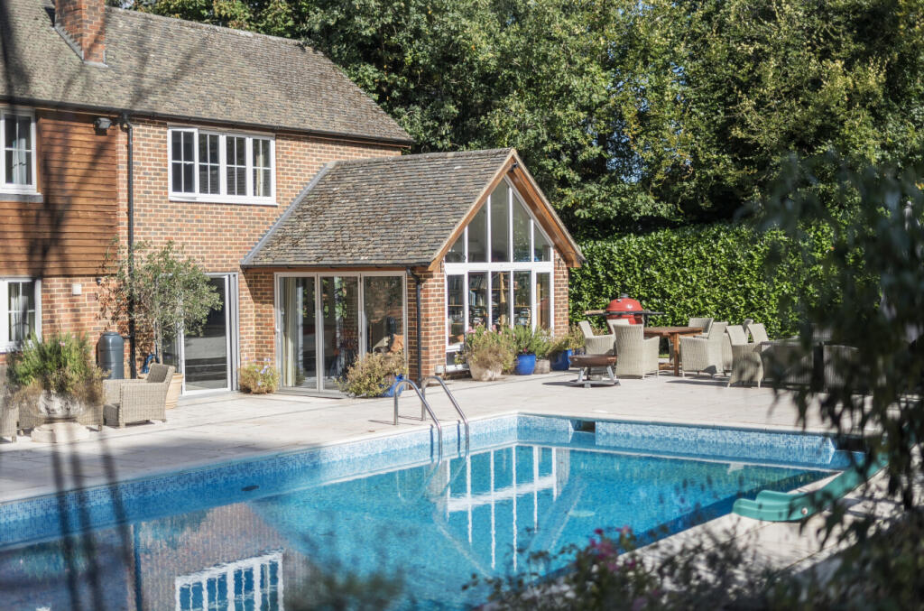 1359486-36-68dbeb...