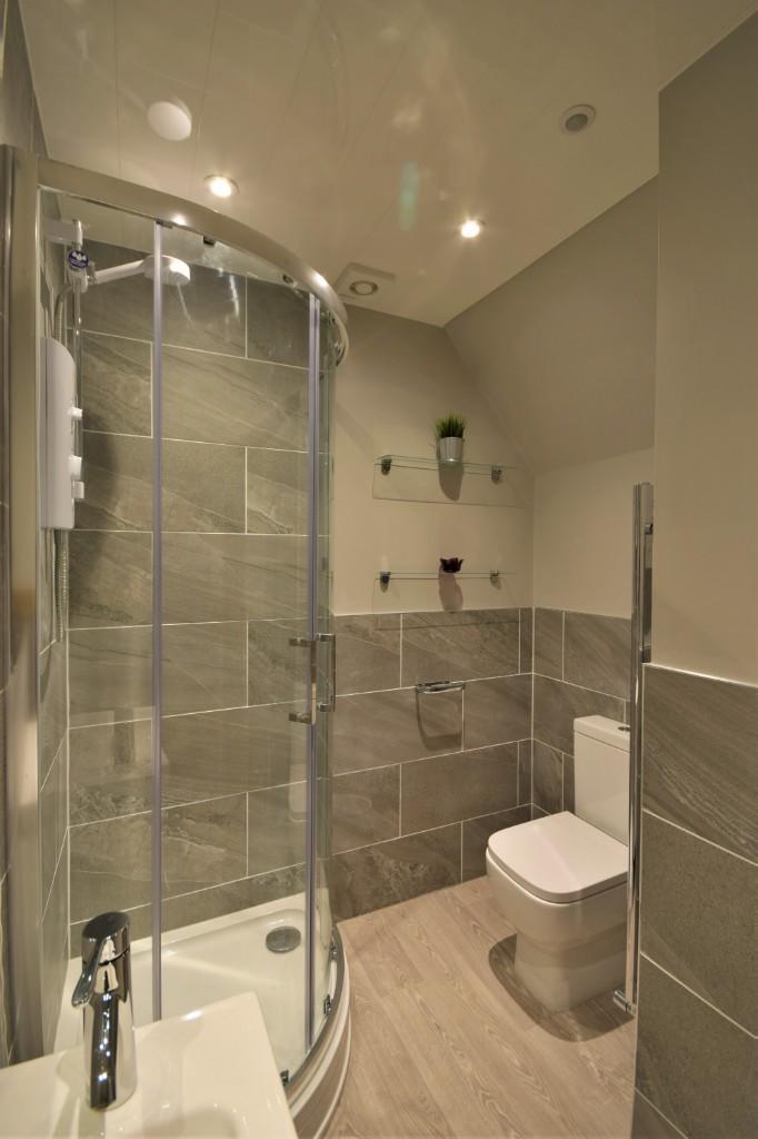 FF shower room 1