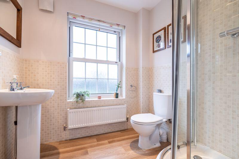 En-Suite/Family Shower Room