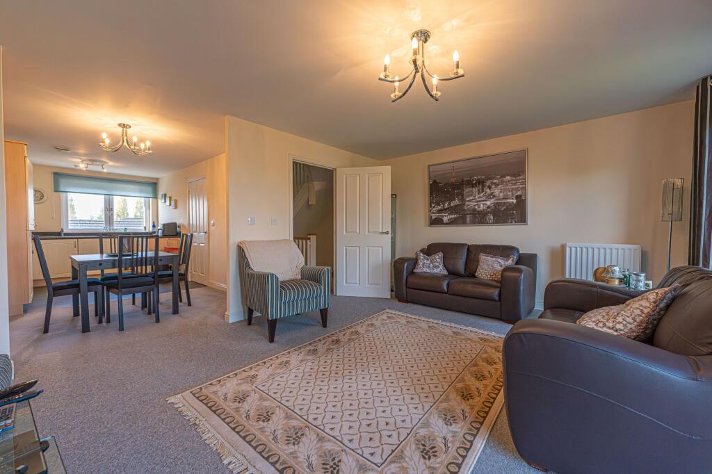Living Room/Dining Room