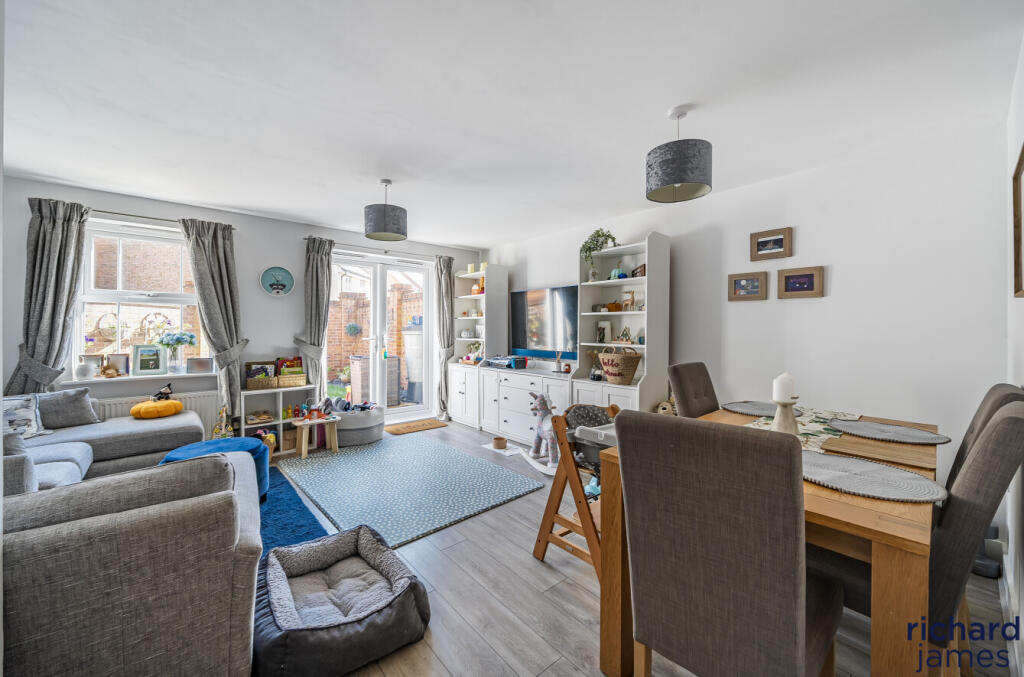 70bdbed7-794f-44b...