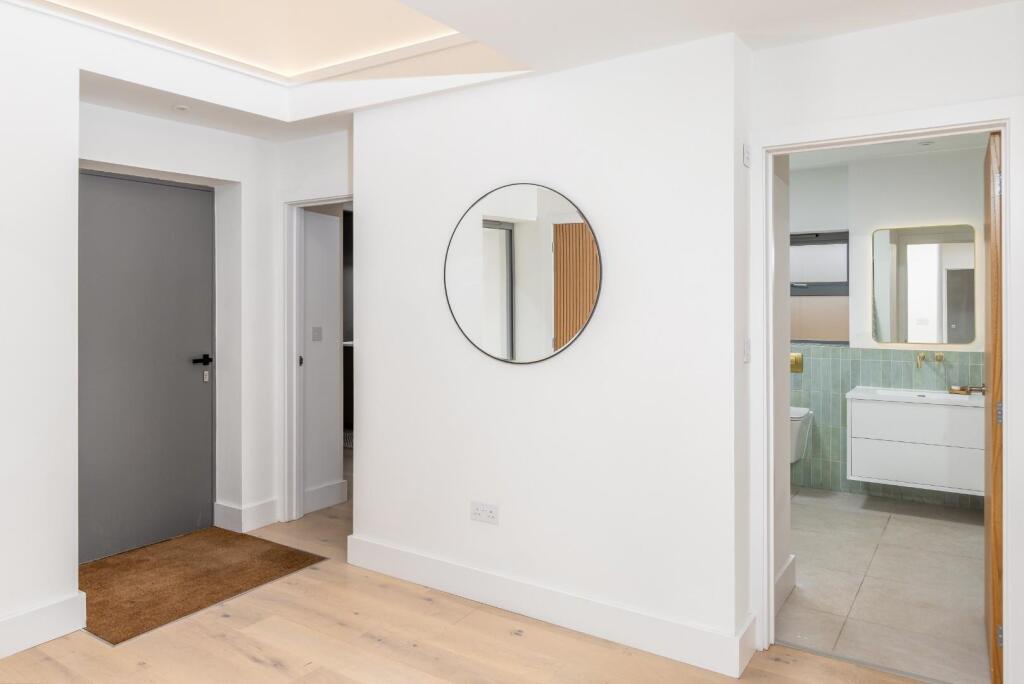 47 The Avenue, BS21-30.jpg