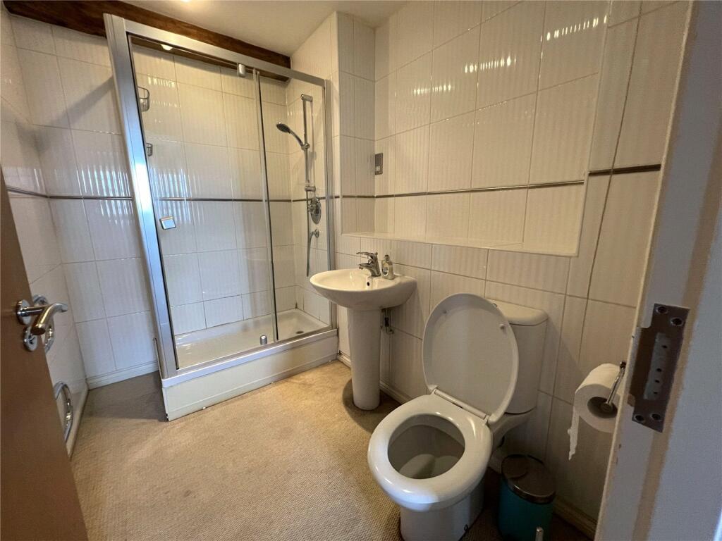 Ensuite