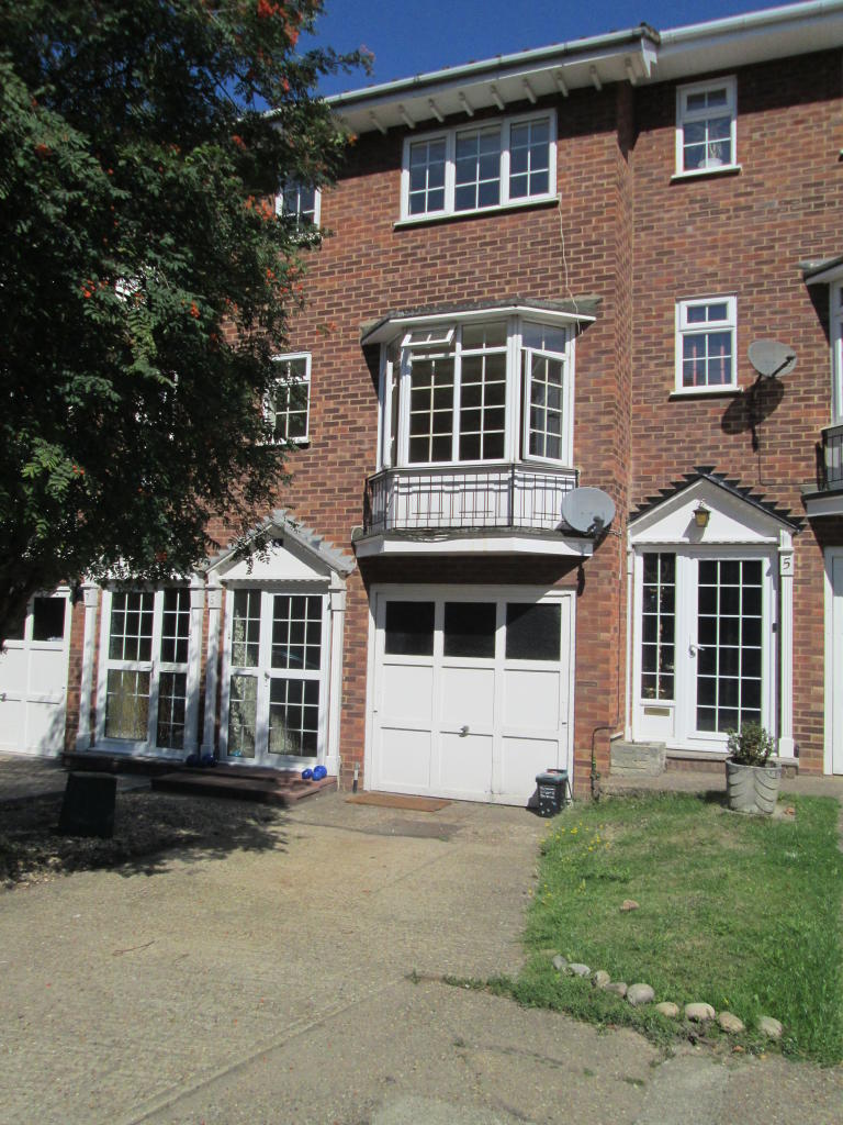 St Marys Close 