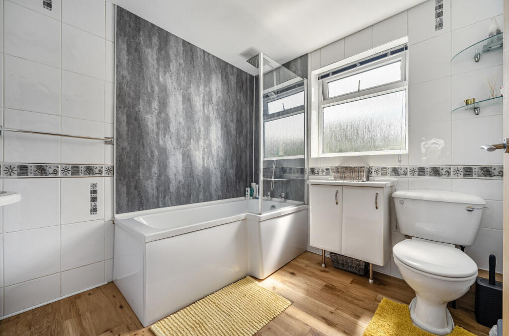 1299372-17-6839c7...