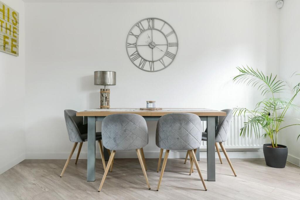 PRESTON MANOR ROAD (8).jpg