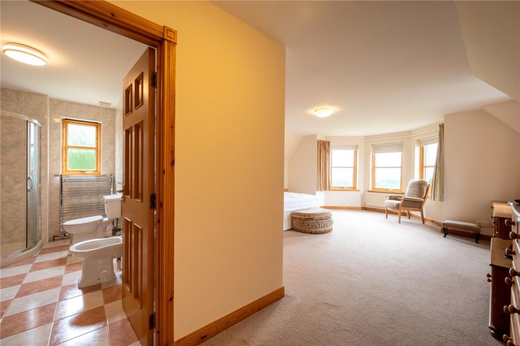Master Ensuite