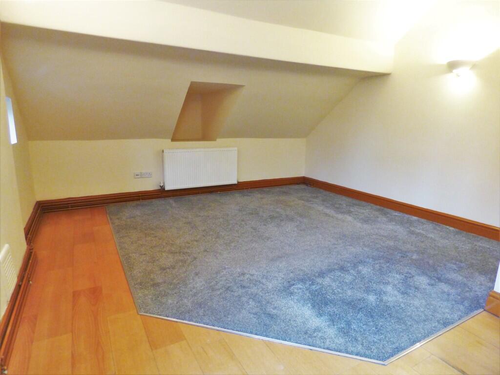 Gainsborough, Didsbury