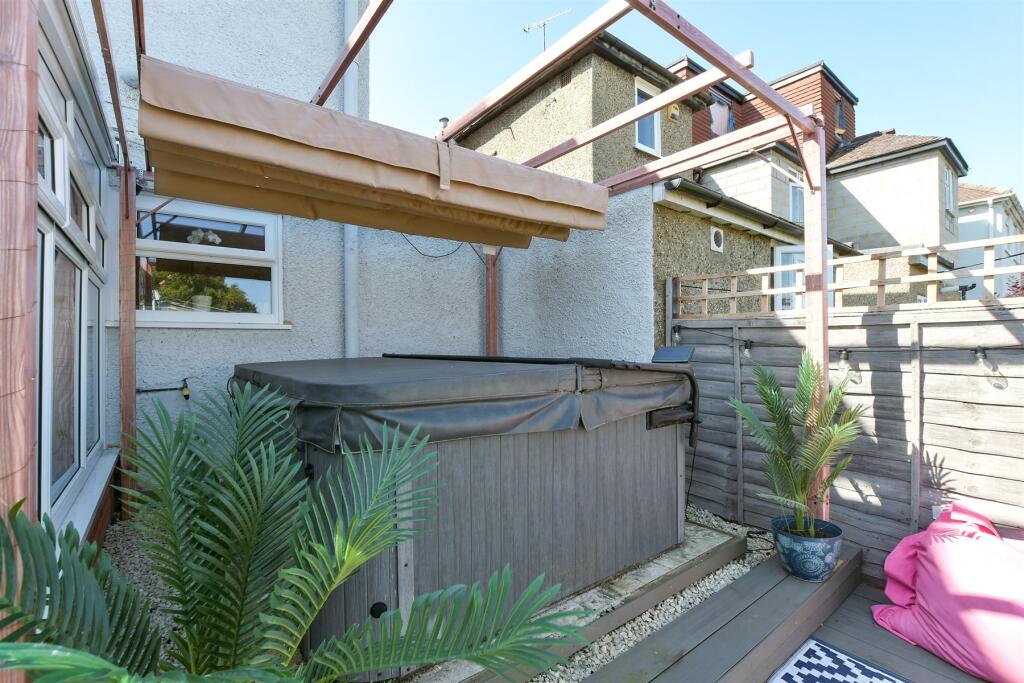 Patio / Decking