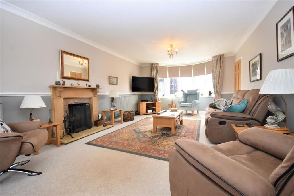 Sitting Room.JPG