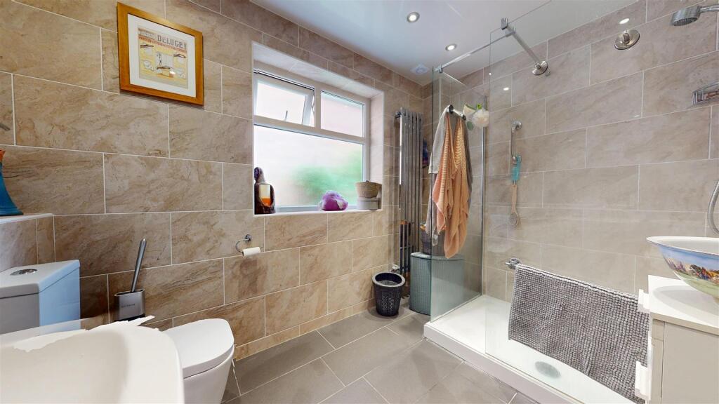 Knowsley Park Lane Shower Room