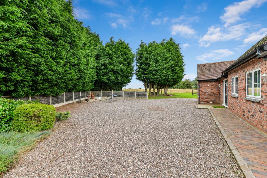 Windy Ridge External (3).jpg