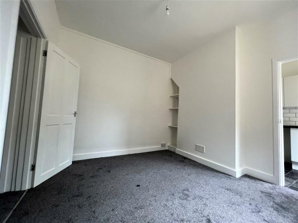 Living Room.jpg
