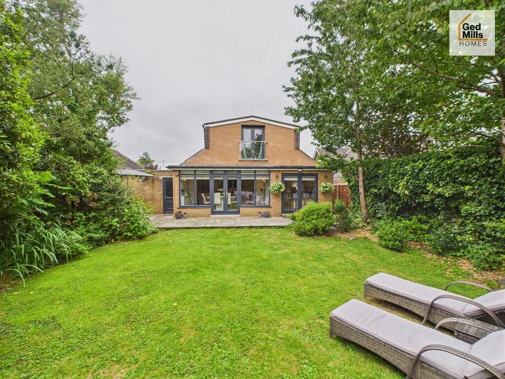 CAM04261G0-PR0076...