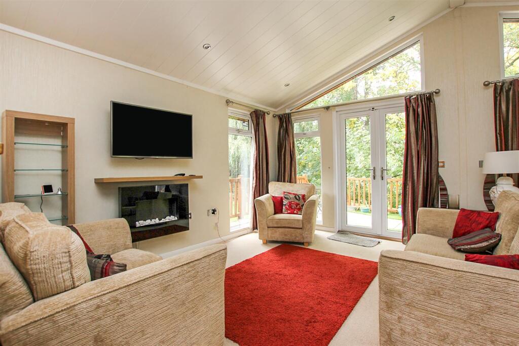 Kitchen/Dining/Living Room