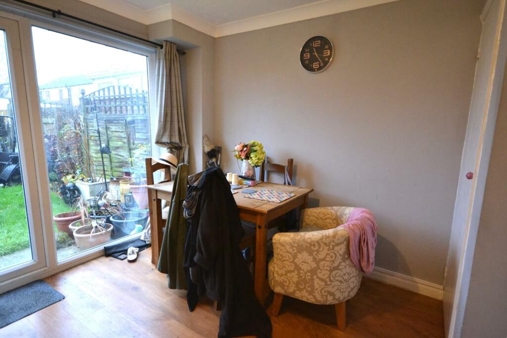 Dining area.JPG