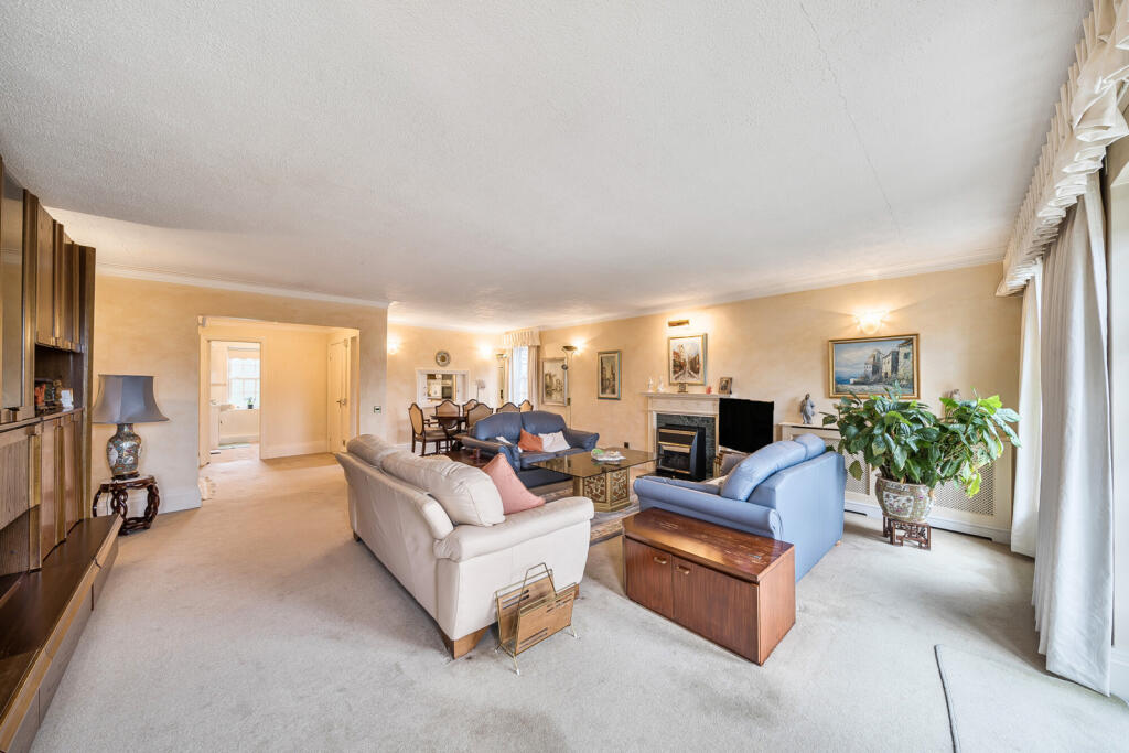 1365787-11-68e7c3...