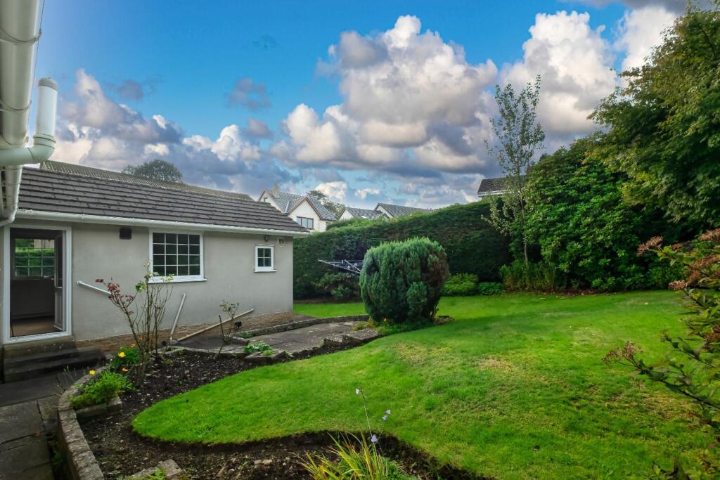 6 Willowdene Gardens (20 of 23).jpg