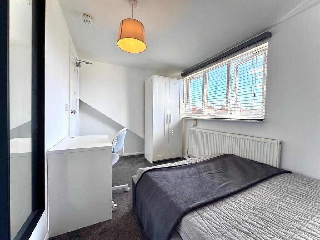 thumbnail_IMG_288...