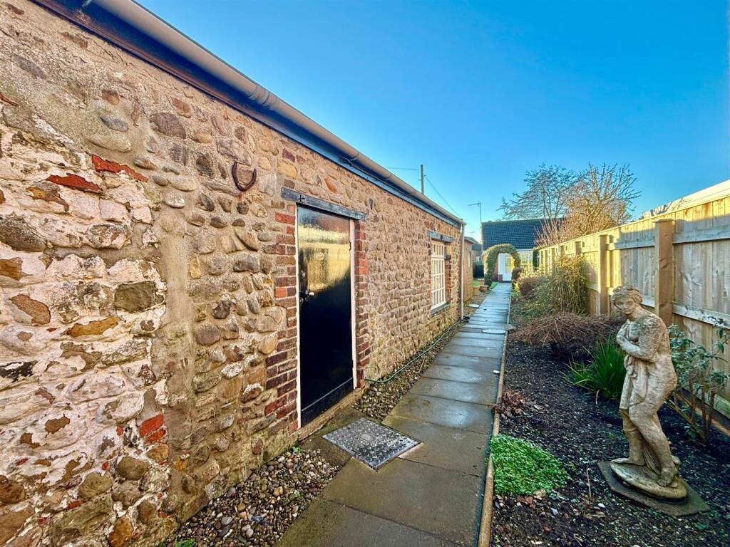 Double garage