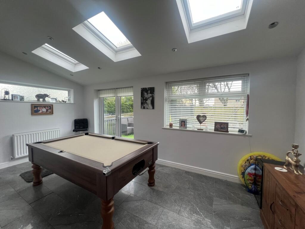 SUN ROOM