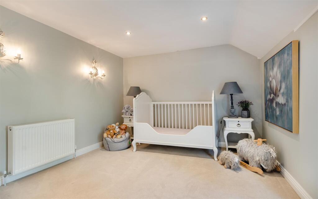 8647023-interior09.jpg