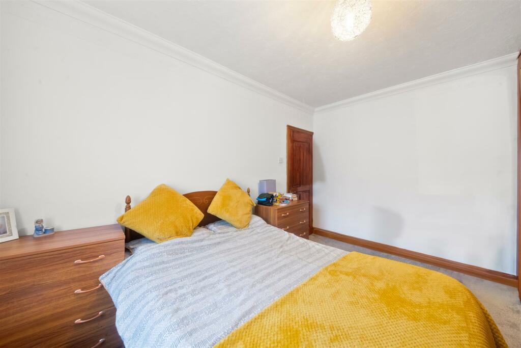 bed 1.5