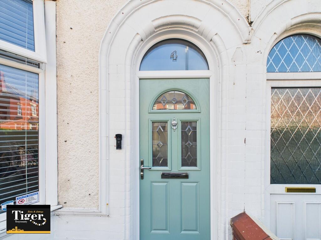 CAM02176G0-PR0544...