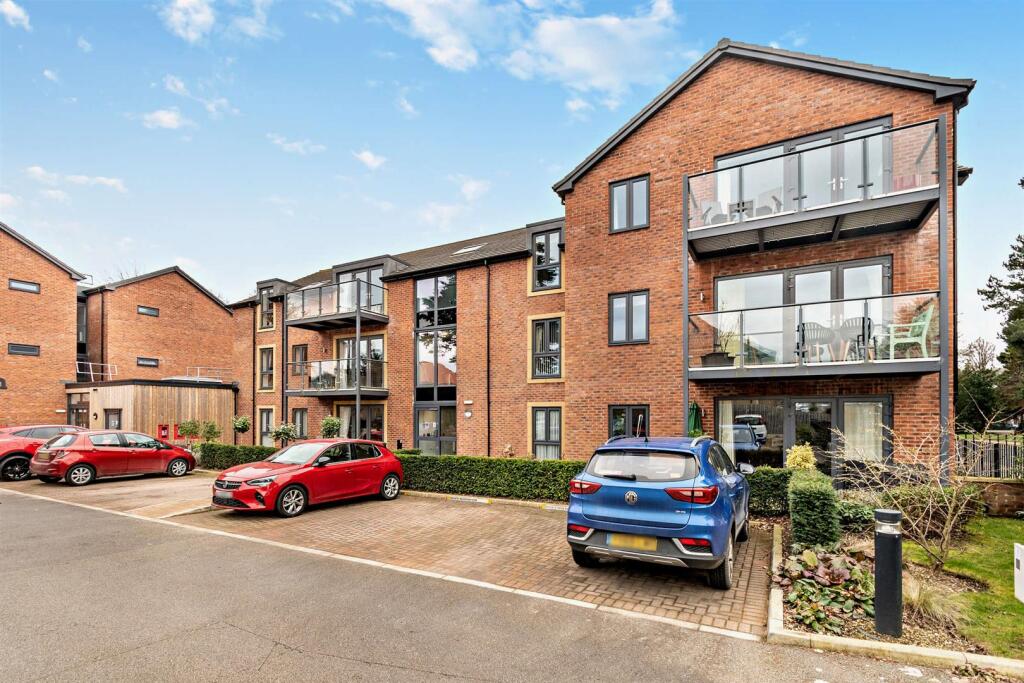 Stapleton Court