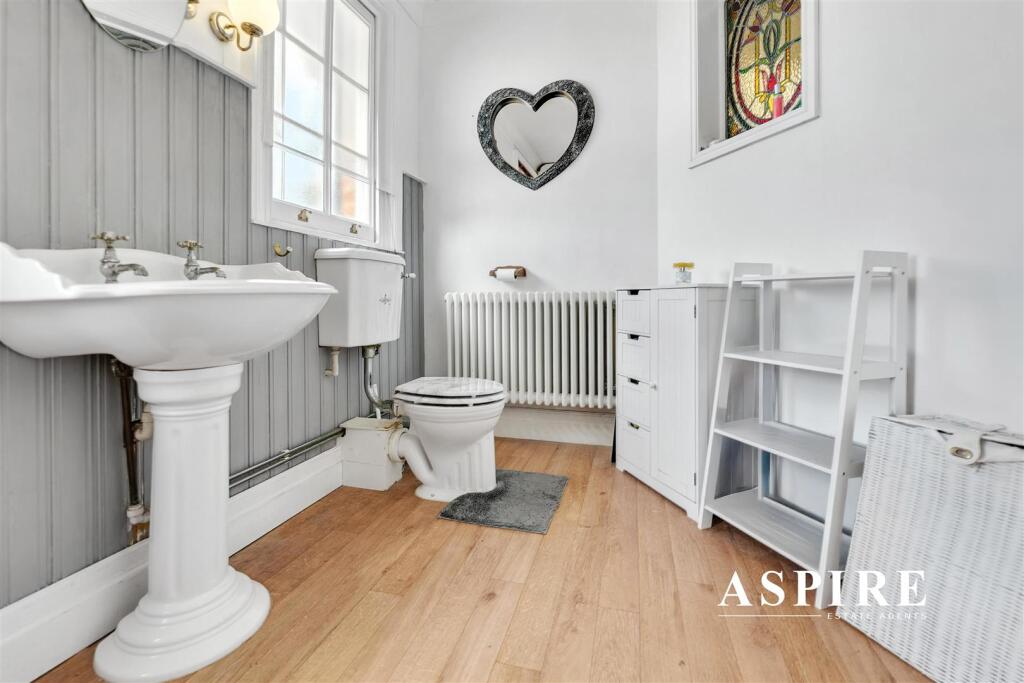 Aspire Estate Agents22.jpg