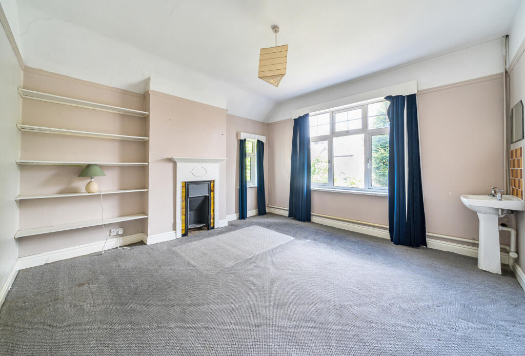 1339859-8-689a2da...