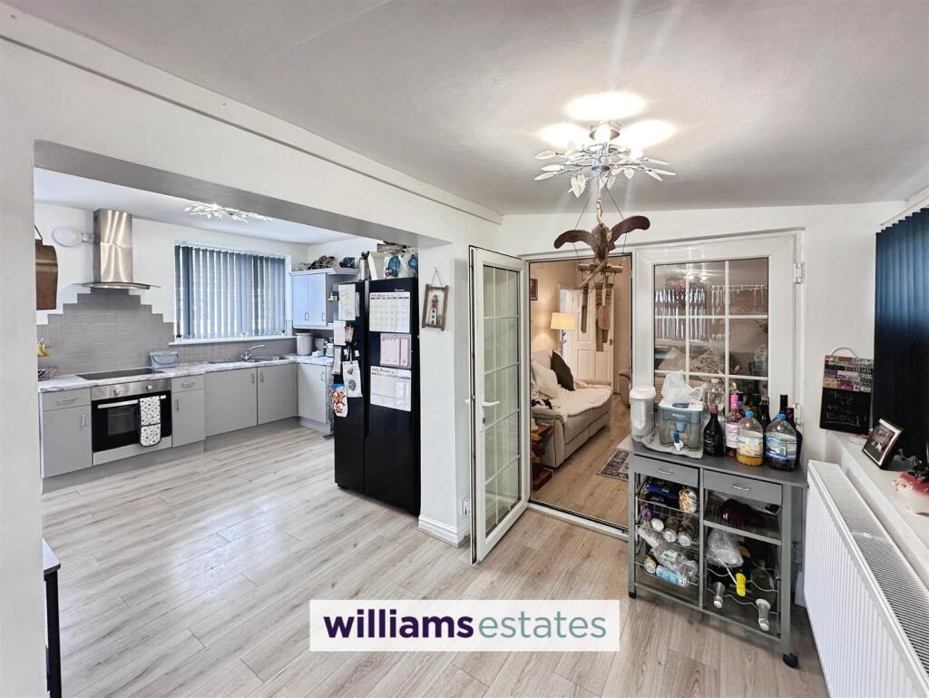 Open Plan Kitchen/Diner