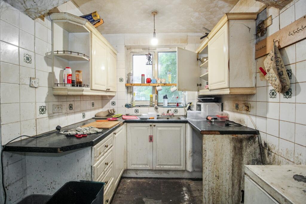 53 Clarkson Street, Dewsbury, West Yorkshire  WF13 3DR
