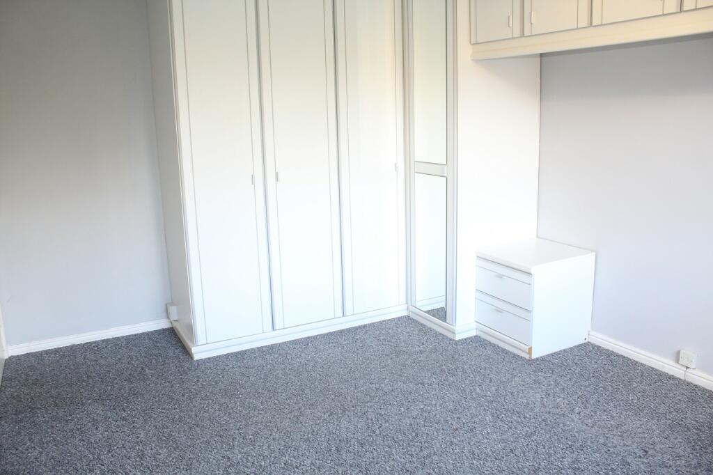 Bedroom 1 Picture 2